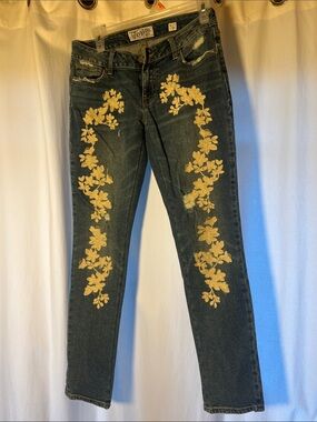 Lucky Embroidered Floral Dark Wash Women’s Jeans - Yellow Embroidery